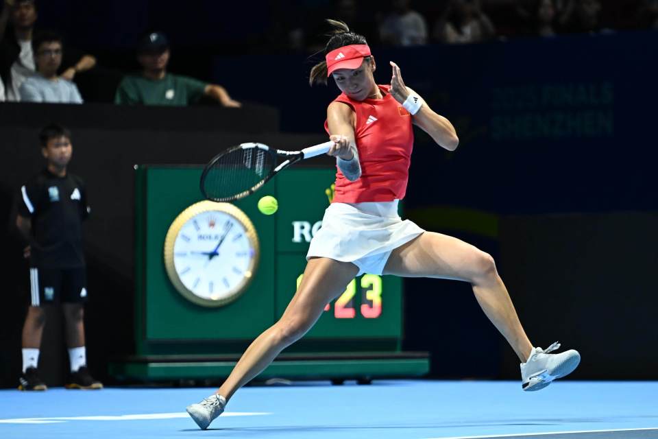 不敌卫冕冠, sDpho, om