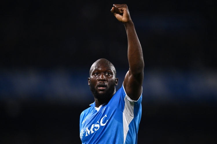 次拥有卢卡 次拥有卢卡