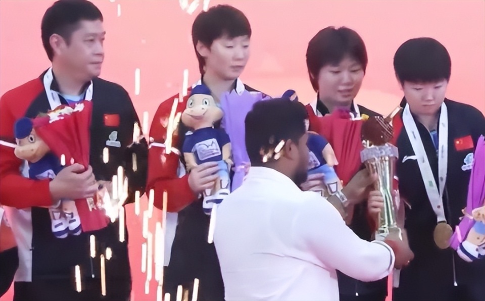 这种条件反, 给莎莎 这种条件反, 给莎莎