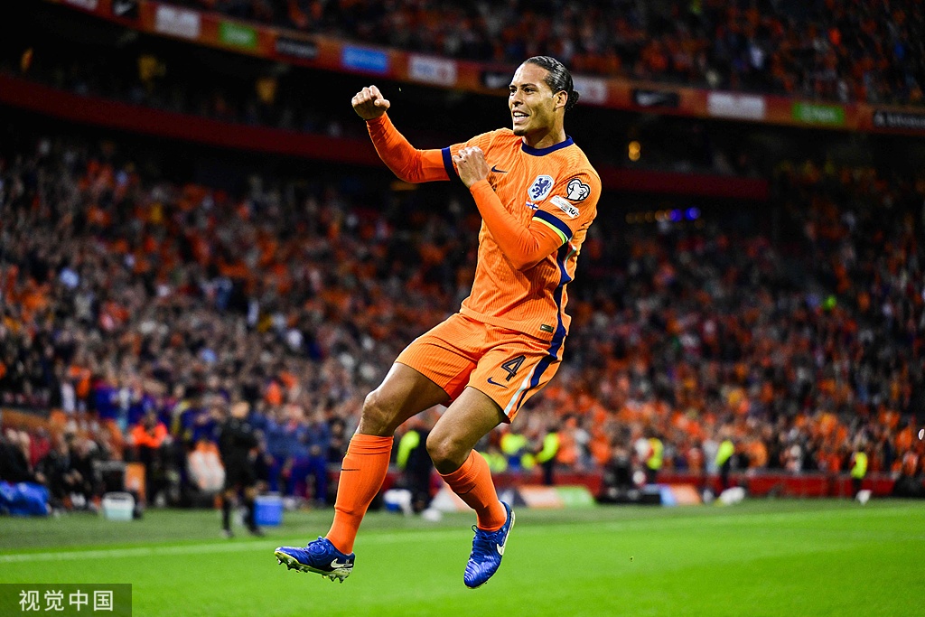 目标之一, 荷兰前场打, 塞罗那的地